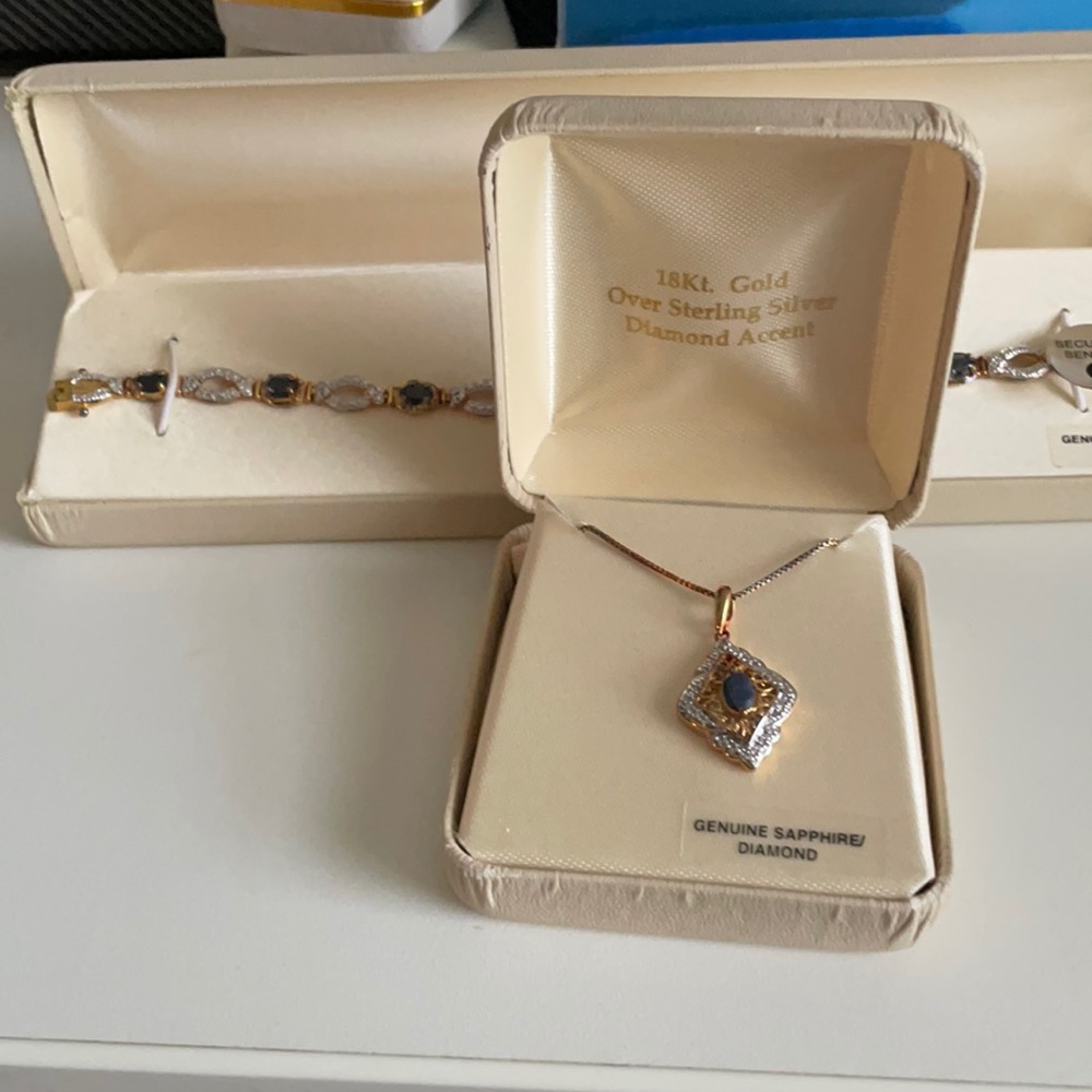 Women’s sapphire/diamonds bracelet and necklace